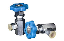 我們知道任何產(chǎn)品在使用中或多或少都會出現(xiàn)磨損現(xiàn)象，就拿液壓配件來說，它也是不例外的哦！液壓配件種類繁多，而且在液壓器中難免會產(chǎn)生磨損，這時(shí)候我們應(yīng)當(dāng)重視其維護(hù)問題，不然的話時(shí)間一長就會嚴(yán)重影響到設(shè)備的使用，而且我們有必要做好定期檢查工作。下面朝日液壓就帶大家了解一下液壓配件產(chǎn)生磨損的原因，以便你更好的使用液壓配件并及時(shí)維護(hù)它。