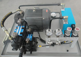 在日常工作中，液壓系統(tǒng)不時出現(xiàn)安全事故，輕者操作人員輕傷，重者有生命之憂，甚至導(dǎo)致工作場所的嚴(yán)重事故。但液壓系統(tǒng)的安全問題往往不被重視，即使是從事液壓行業(yè)多年的工作人員，也往往會造成安全事故。本文主要概括液壓系統(tǒng)的安全問題，你想了解的問題都在這了。