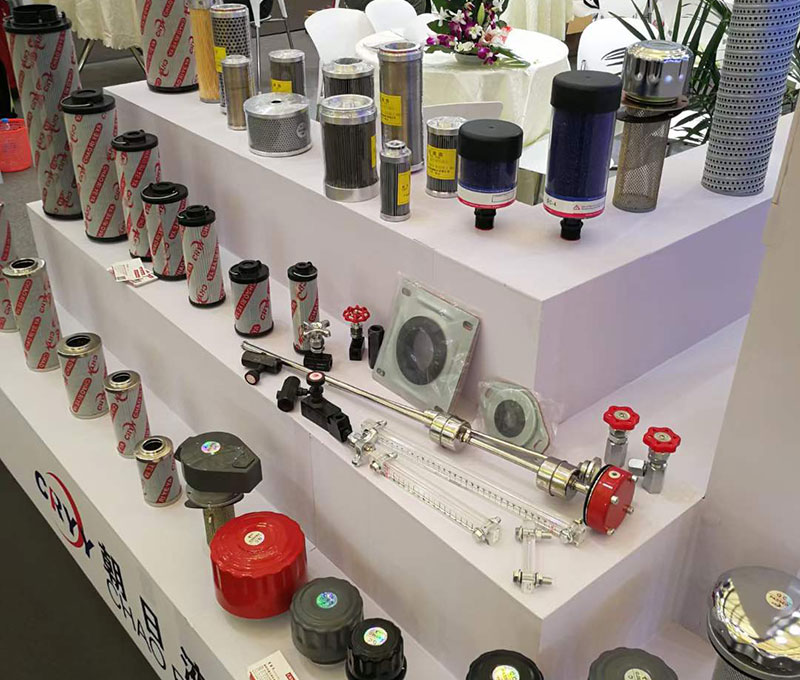 液壓過濾器中常見的就是吸油過濾器、回油過濾器壓力管路過濾器等等，使用過濾器的時候有很多的要求。那液壓過濾器使用有哪些要求？朝日液壓告訴你：